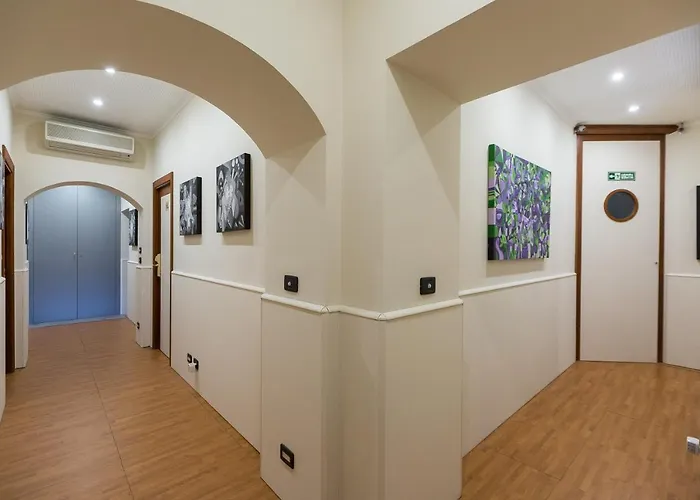 Oda ve Kahvaltı Filomena Arthouse 4*